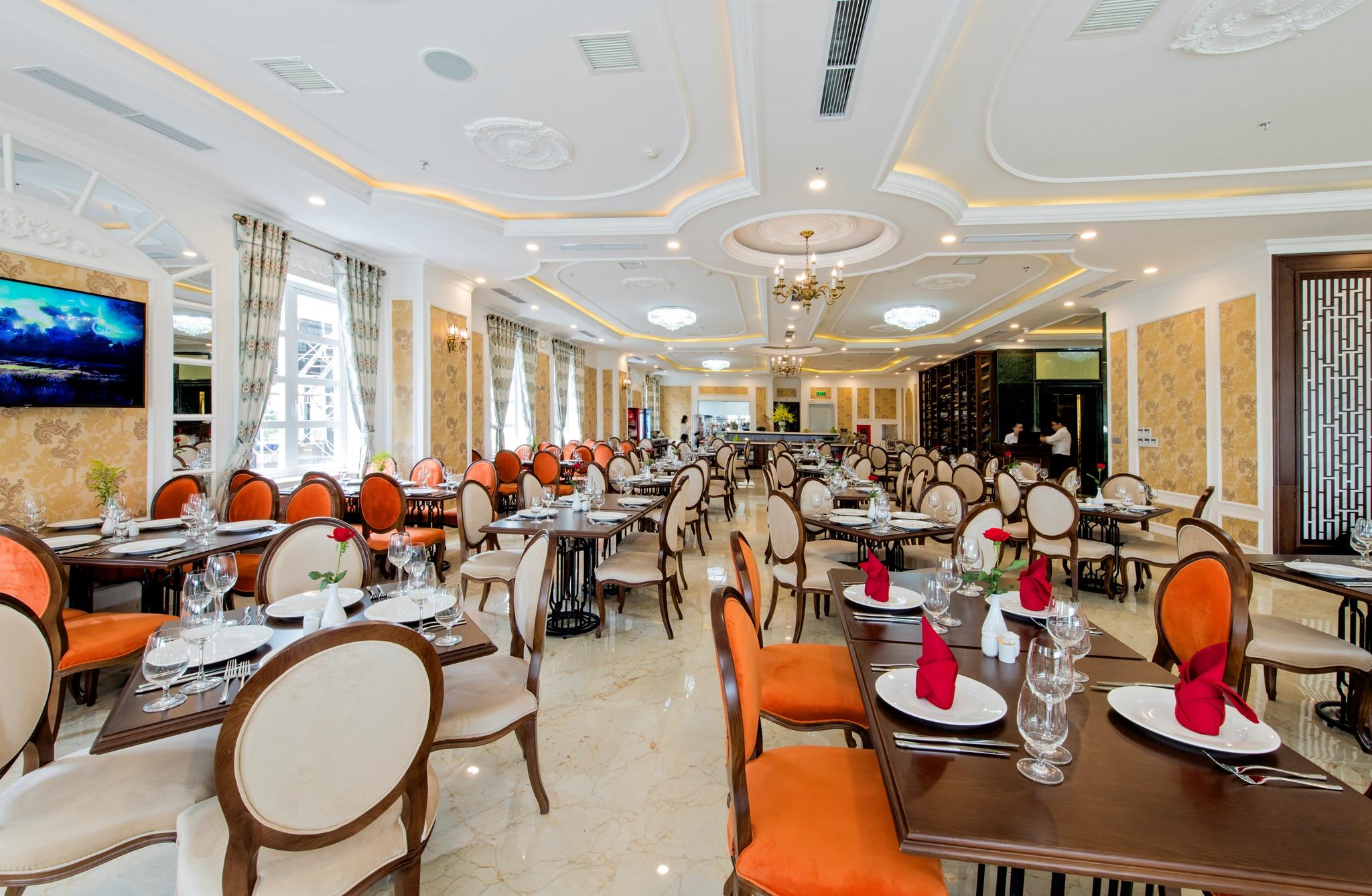 Eden Ocean View Hotel Da Nang Exterior photo