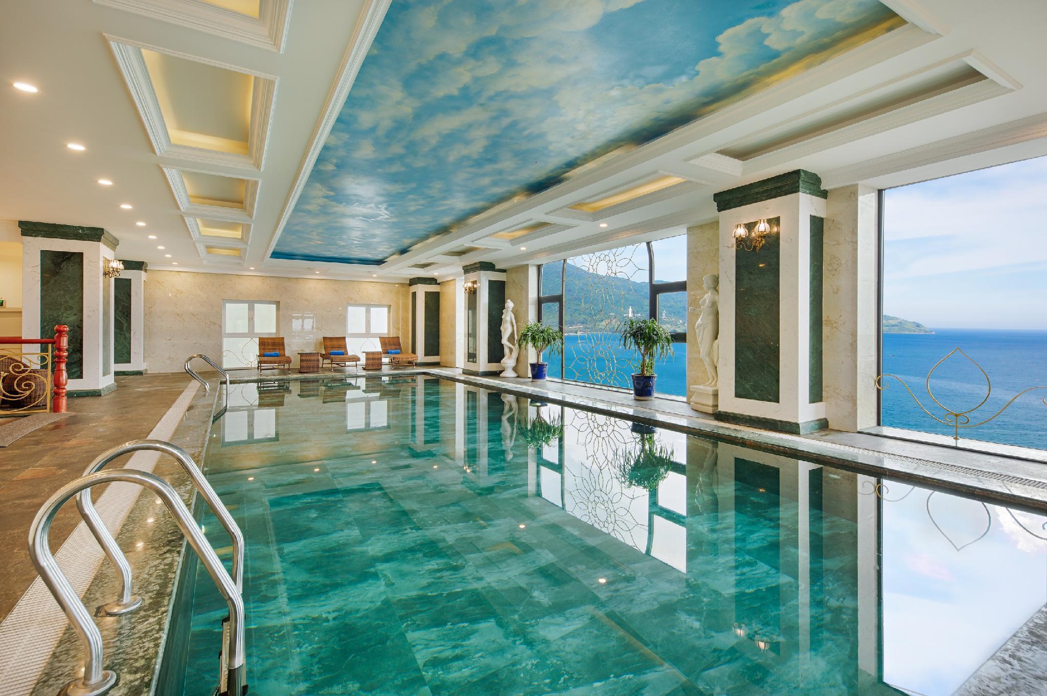 Eden Ocean View Hotel Da Nang Exterior photo