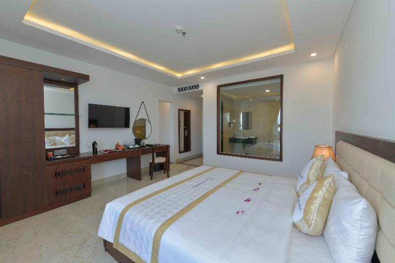 Eden Ocean View Hotel Da Nang Room photo