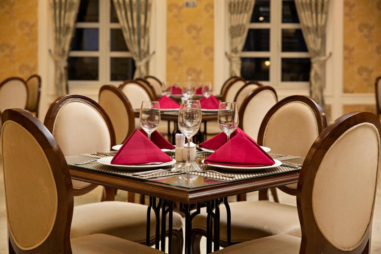 Eden Ocean View Hotel Da Nang Exterior photo