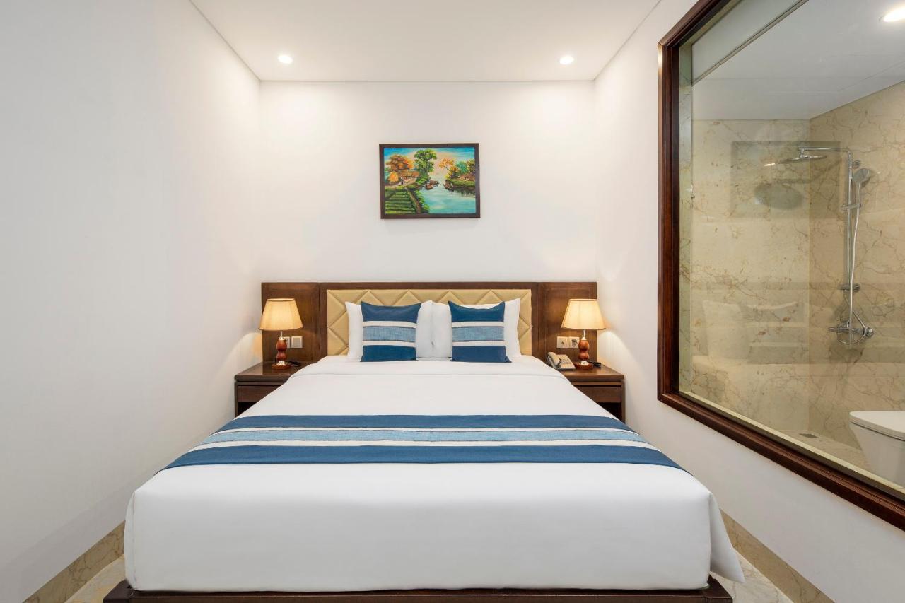 Eden Ocean View Hotel Da Nang Exterior photo